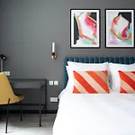 Aparthotel Numa Saga 4*