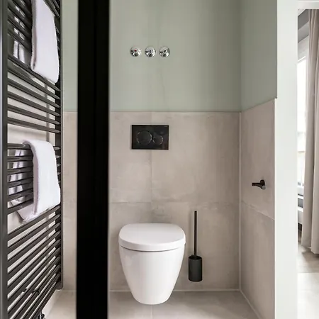 Numa Saga Aparthotel Brémy