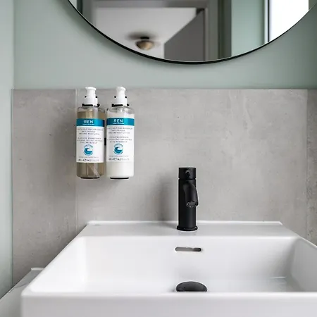 Numa Saga Aparthotel