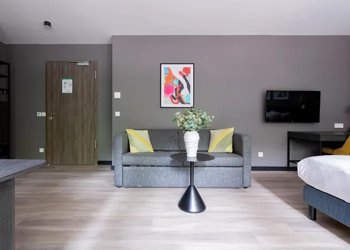 アパートホテル Numa Saga 4*